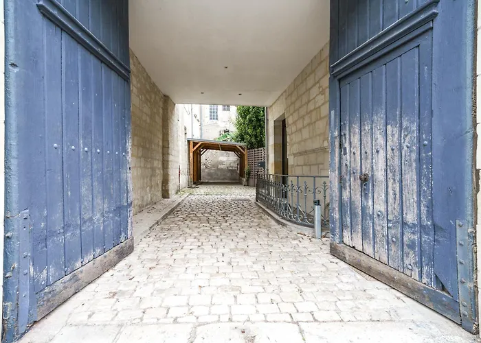Maison D'Architecte Centre Tours Jardin, Climatisation, Parking 5 P