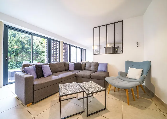 Maison D'Architecte Centre Tours Jardin, Climatisation, Parking 5 P