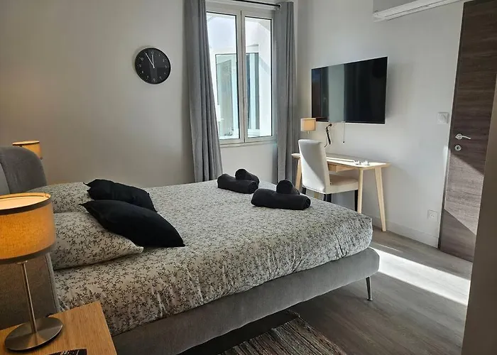 Belle Maison Loft Patio Jacuzzi Clim Tours