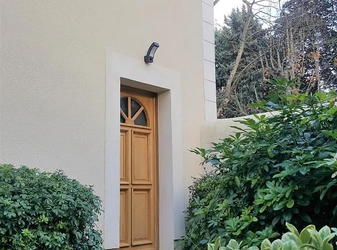Guest House " Gite L'Atelier Du 6"- Calme - Jardin